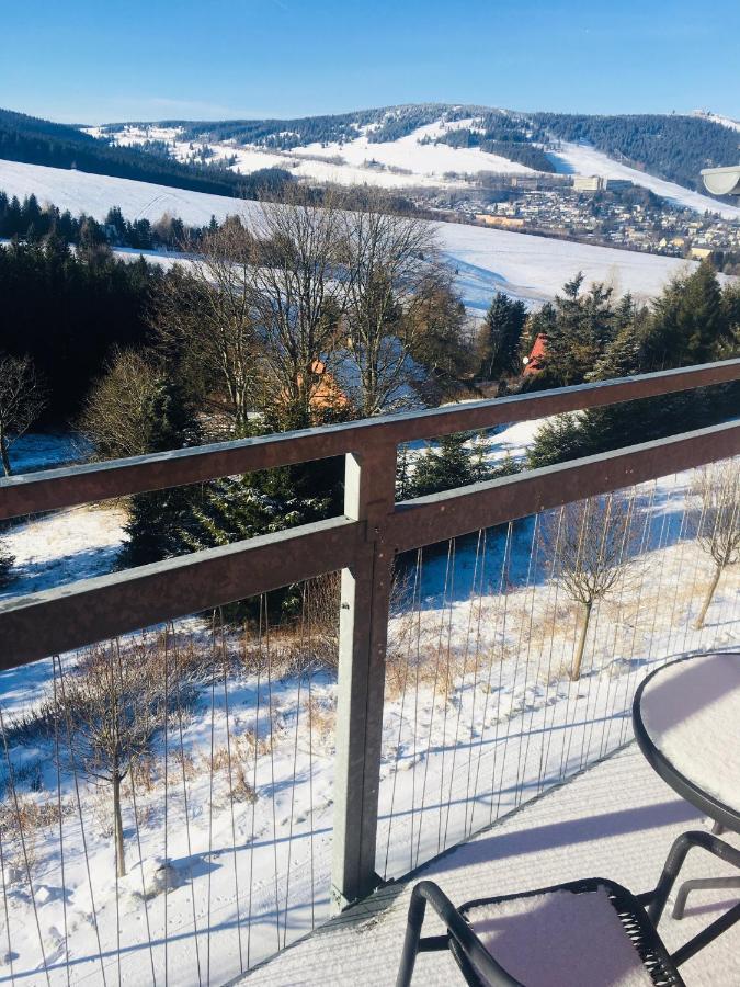 Mountain Apartment Klinovec Atomic Loucná pod Klínovcem Exterior foto
