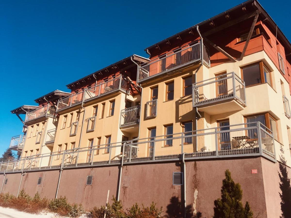 Mountain Apartment Klinovec Atomic Loucná pod Klínovcem Exterior foto